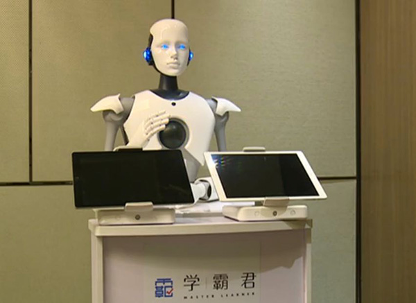 數(shù)學(xué)高考：兩AI考生交卷，最高考到134分