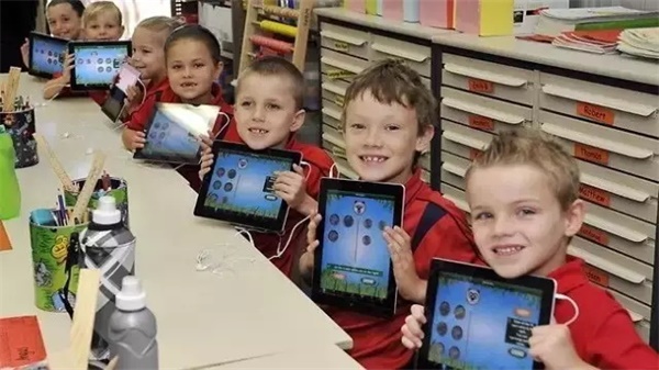 蘋果發布會最小程序員 6歲學編程 已設計5款APP