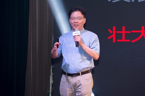 達(dá)內(nèi)慶祝15周年華誕，幫助50萬年青人成功就業(yè)
