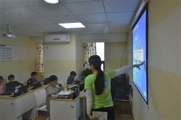 重磅|中國廈門童程童美少兒編程機構隆重開業！